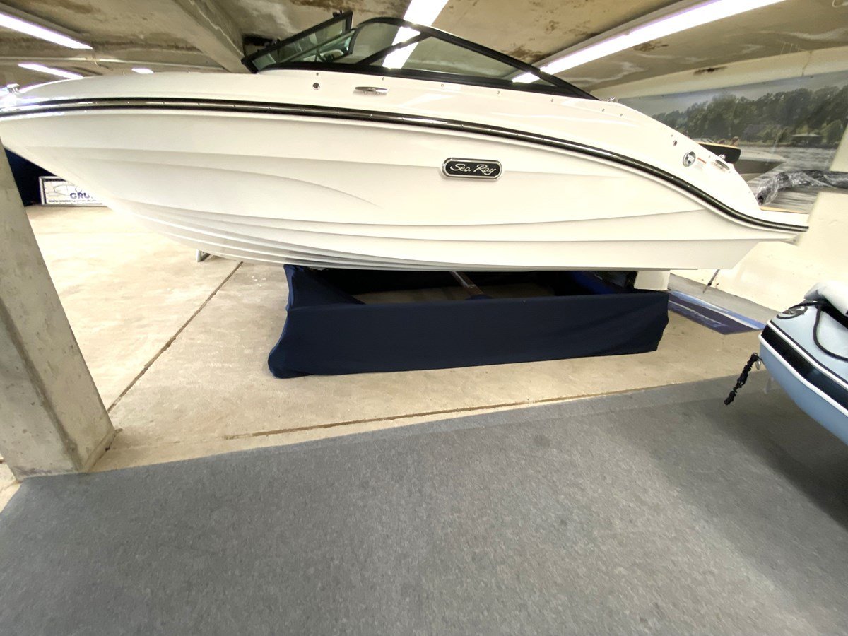 Sea Ray 190 SPXE Model 2025 — Koblenz-Metternich