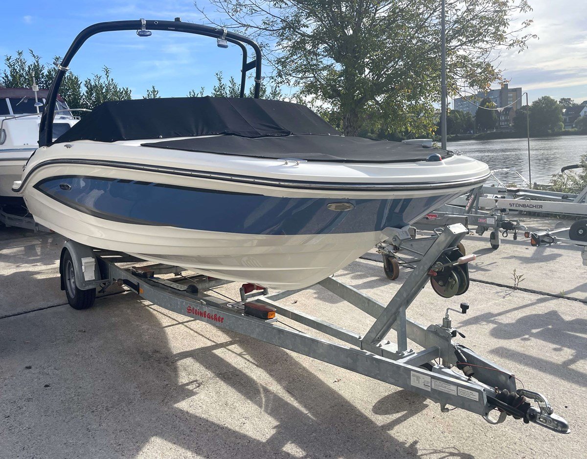 Sea Ray 190 SPXE mit Tower, Gebrauchtboot — Koblenz-Metternich