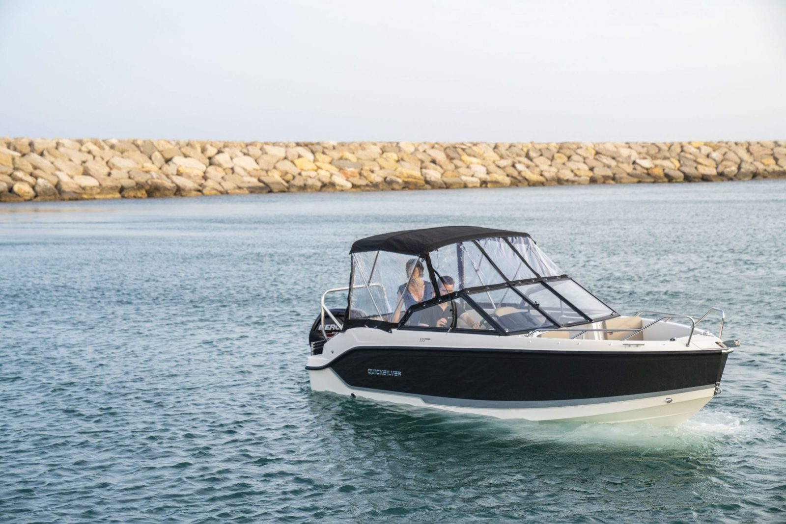 Quicksilver Activ 555 Bowrider — Schweich