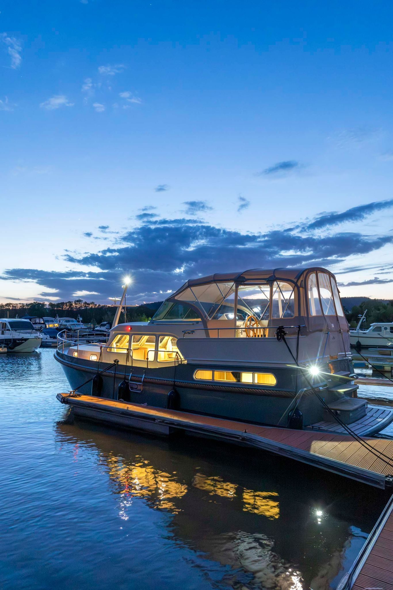 Linssen Grand Sturdy 35.1 AC — Schweich
